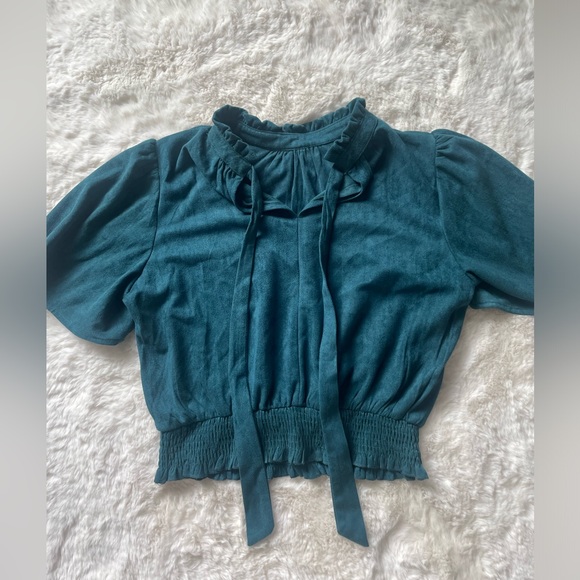 Soft Turquoise Top - Picture 2 of 3